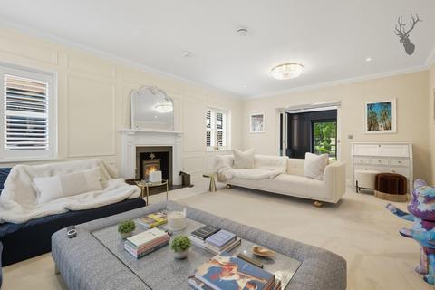 4 bedroom detached house for sale, Stable Close, Stapleford Abbotts, Romford