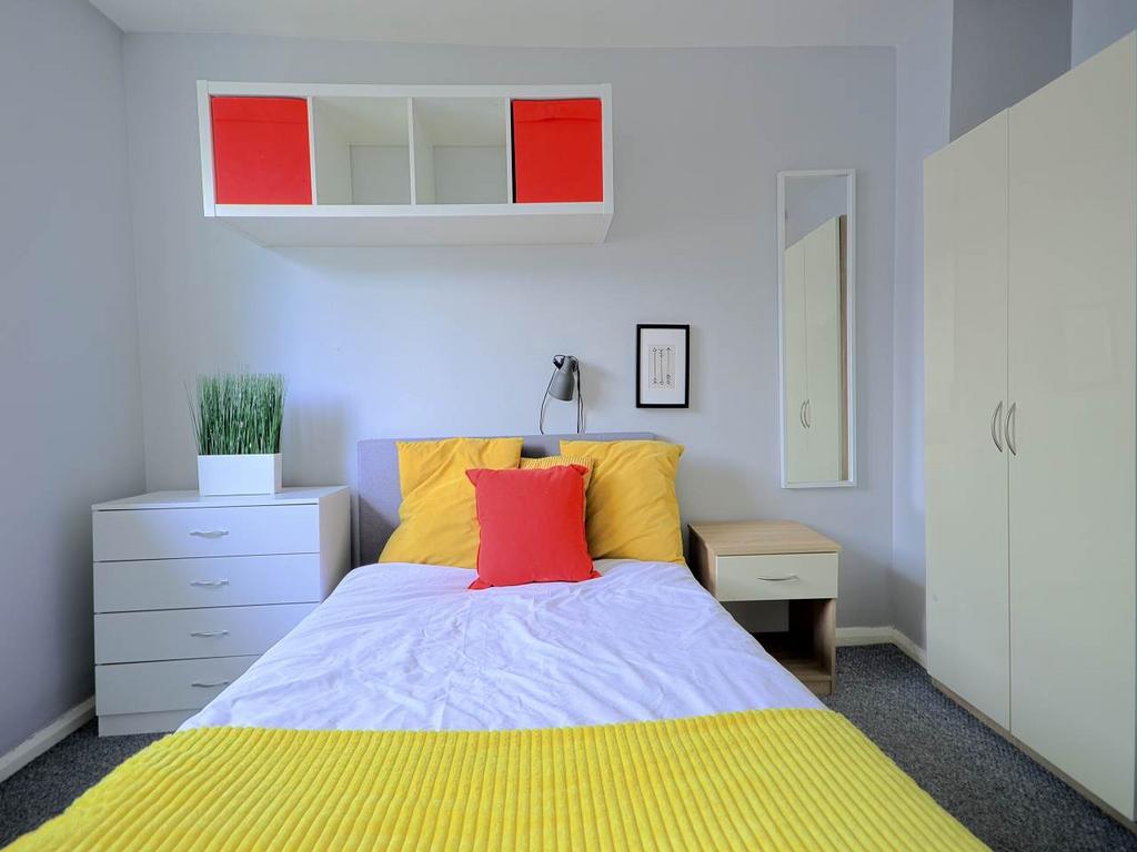Bed 5 2
