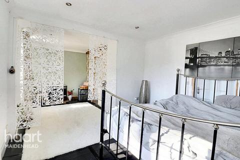 4 bedroom detached house for sale, Heathermount, BRACKNELL