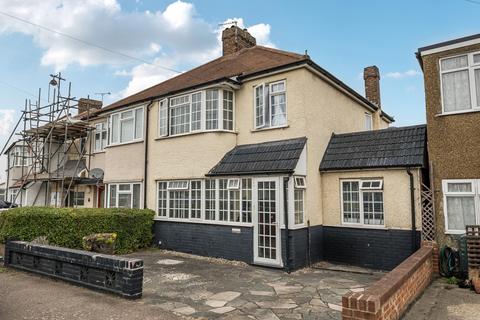12 Brent Close, Dartford, DA2 6DB