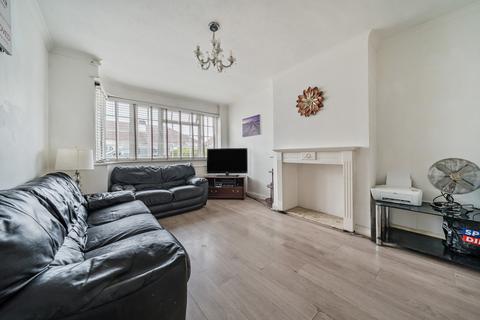 12 Brent Close, Dartford, DA2 6DB