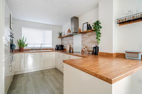 undefined, Oak Close, Barnstaple EX31