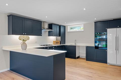 43 Hartscroft, Croydon, CR0 9LB
