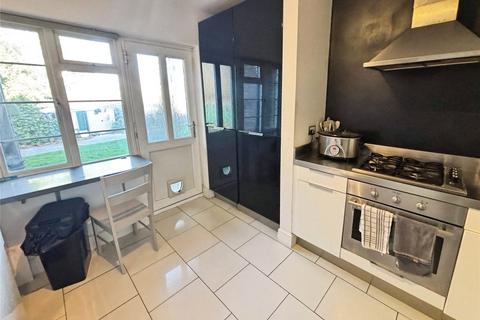 2 bedroom flat for sale, Hook Rise North, Surbiton KT6