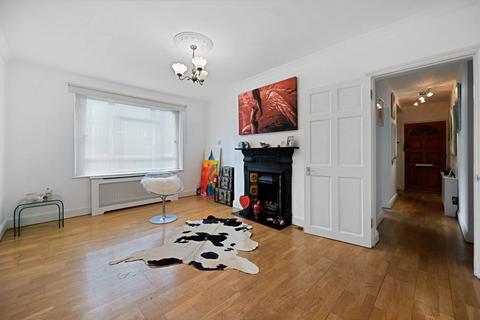undefined, Esmond Road, Chiswick, London, W4