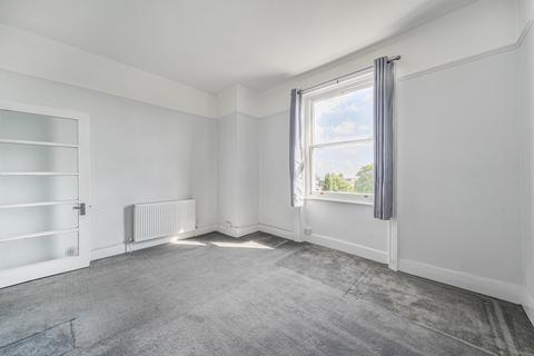 3 bedroom apartment for sale, Belsize Grove, Belsize Park, NW3