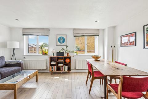 2 bedroom flat for sale, Wornington Road, London, W10