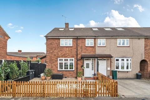 undefined, Daventry Road, Harold Hill, RM3