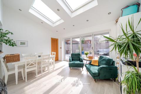 5 bedroom end of terrace house for sale, Daventry Road, Harold Hill, RM3
