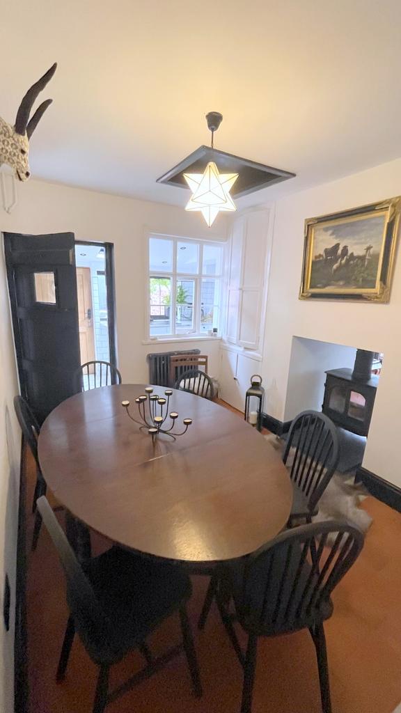 Dining/Breakfast Room