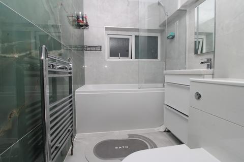2 bedroom flat for sale, South Ealing, W5