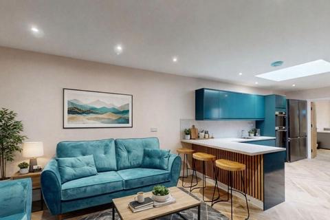 5 bedroom house to rent, 9 Alton Road, B29 7DU