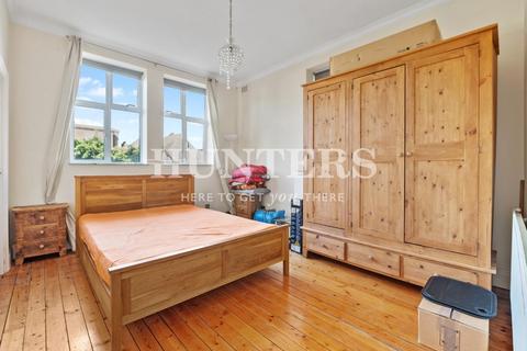 undefined, Golders Green Road, London, NW11