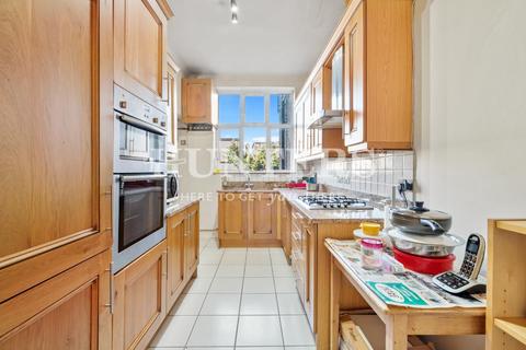 undefined, Golders Green Road, London, NW11