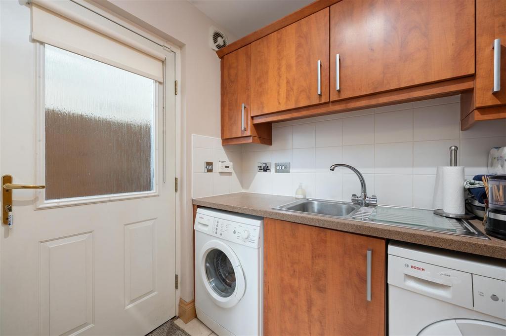 40 Manor Gardens023.JPG