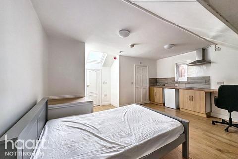 4 bedroom terraced house for sale, Bobbers Mill Road, Nottingham