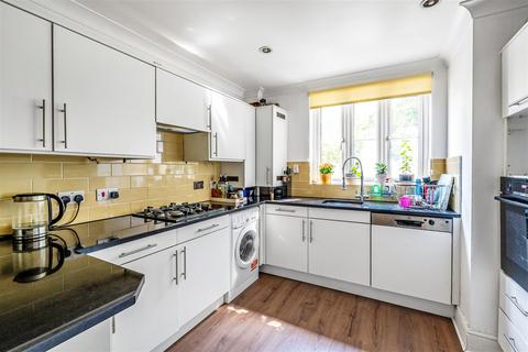 undefined, Courtenay Avenue, South Sutton, SM2