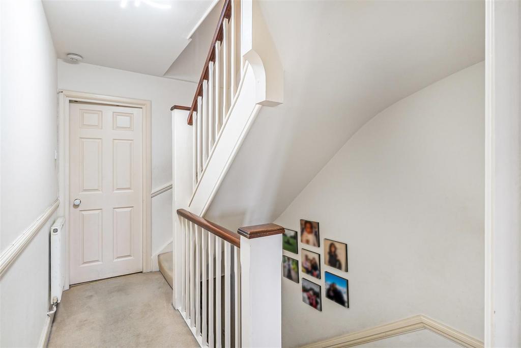 38-Courtenay-Ave-12-copy.jpg