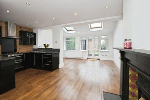 4 bedroom semi-detached house for sale, Derby Road, Ilkeston DE7