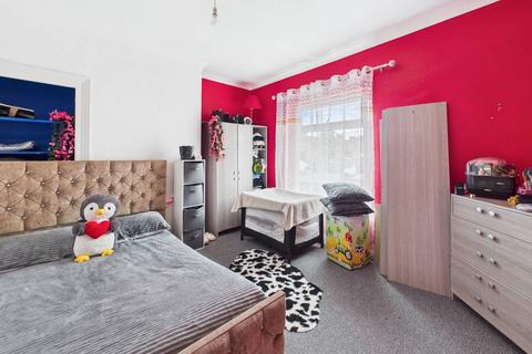 undefined, Elm Grove, De la Pole Avenue, Hull HU3 6RN