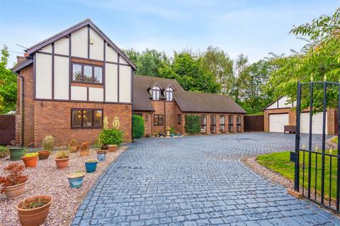 4 bedroom detached house for sale, Chester Road, Sutton Weaver, Nr Frodsham, Cheshire, WA7