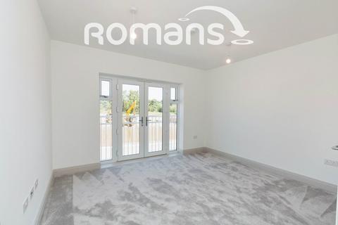 3 bedroom semi-detached house to rent, Spindle Avenue, Fleet, GU51