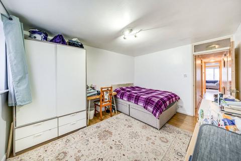 undefined, Woolacombe Road, Blackheath