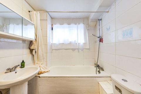 undefined, Woolacombe Road, Blackheath