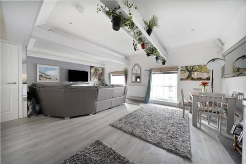 2 bedroom apartment for sale, Howells Place, Monmouth, Monmouthshire, NP25