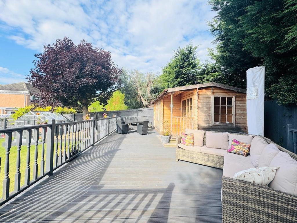 Rear decking