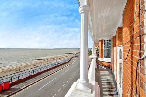 3 bedroom apartment for sale, Palmeira Avenue, Westcliff-on-Sea SS0