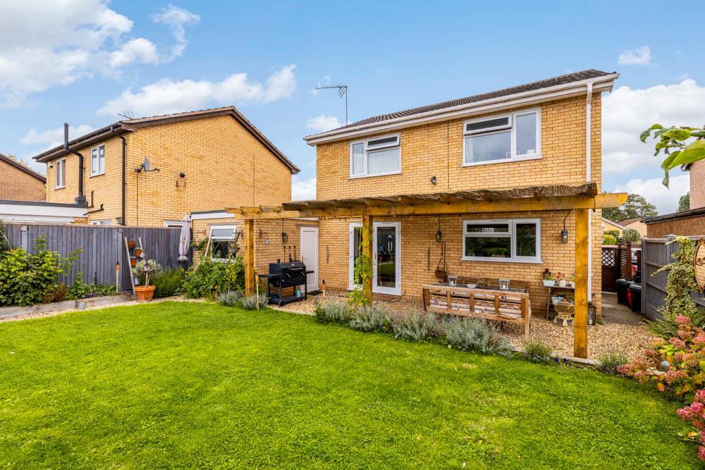 32 Saxon Close (Spalding)-15.jpg