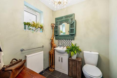4 bedroom detached house for sale, Saxon Close, Spalding