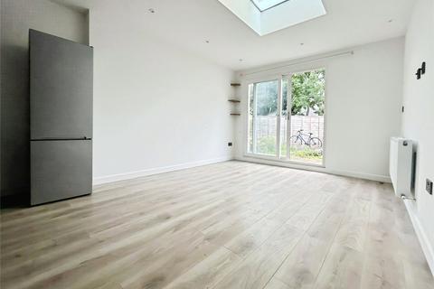 undefined, Elm Close, Twickenham, TW2