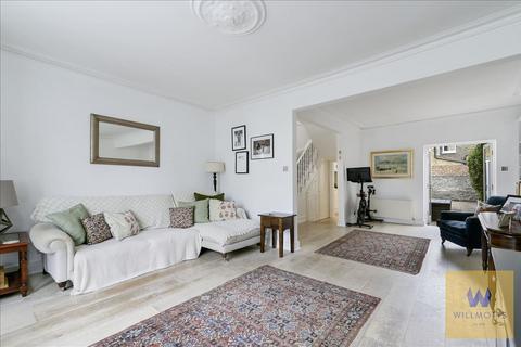 3 bedroom end of terrace house for sale, Rosaville Road, Fulham, London, SW6
