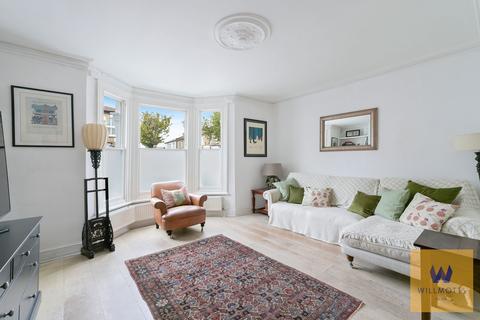 3 bedroom end of terrace house for sale, Rosaville Road, London, SW6