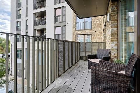 2 bedroom flat for sale, Alma Road, Enfield