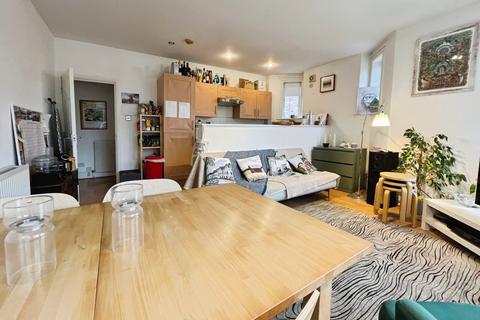 2 bedroom flat for sale, Lapwing Lane, Didsbury, Manchester, M20