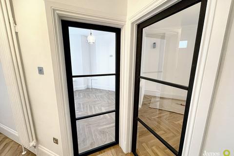 3 bedroom terraced house for sale, Windsor Road, Pontypridd CF37