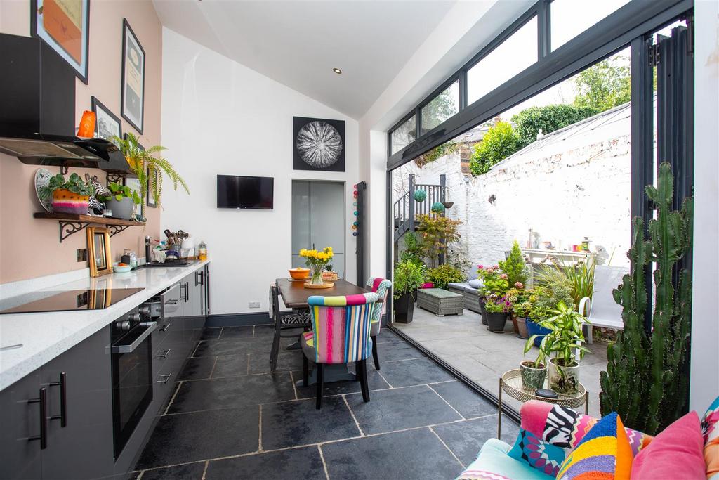 53 Holgate-1.jpg