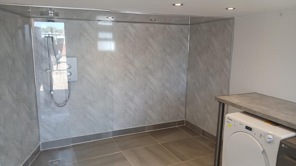 Wet room/Utility
