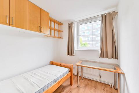 3 bedroom flat to rent, Surrey Lane, Battersea, London, SW11