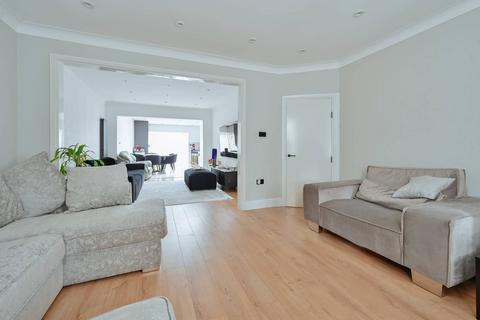 4 bedroom terraced house for sale, Kenmore Avenue, Kenton, Harrow, HA3