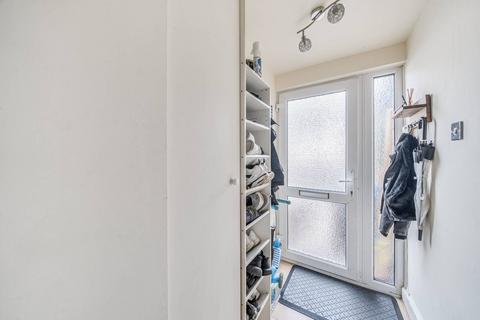undefined, The Avenue, Tottenham, London, N17