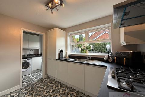 4 bedroom detached house to rent, Picasso Rise, Meir Park, Stoke-On-Trent, Staffordshire