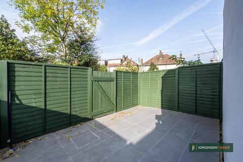 undefined, Horn Lane, Acton, London, W3