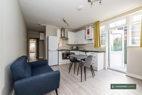 undefined, Horn Lane, Acton, London, W3