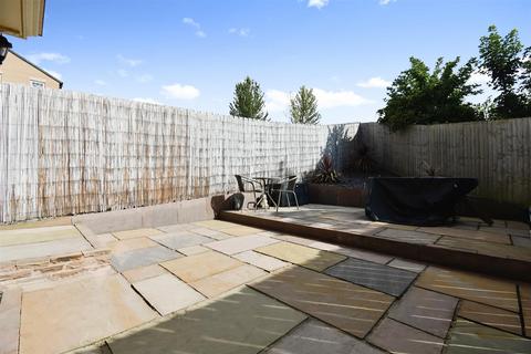2 bedroom end of terrace house for sale, Boothferry Park Halt, Hull