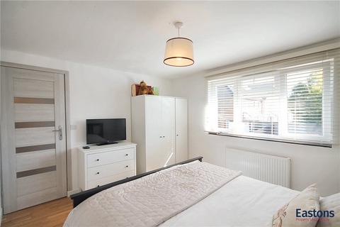55 Long Walk, Epsom, KT18 5TP