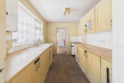 2 bedroom terraced house for sale, Mersey Street, Hull, HU8 8SF